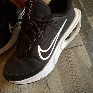 Nike Black and White Running Shoes